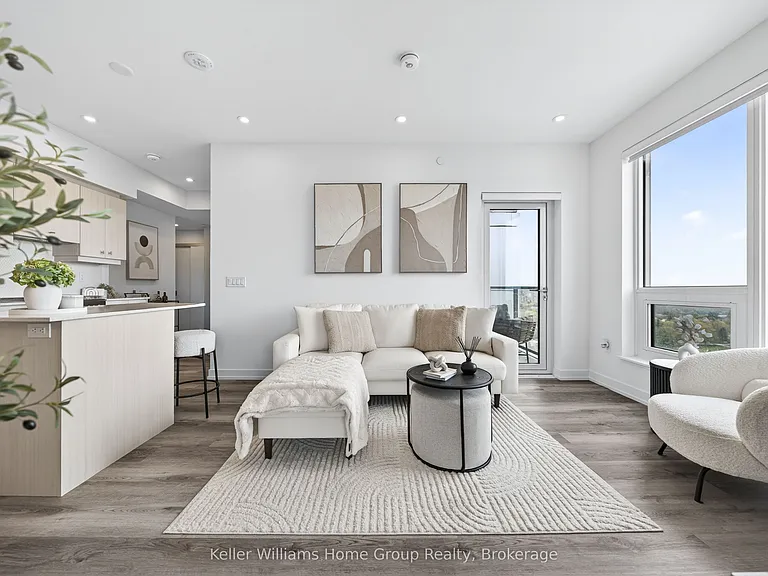 15 Wellington St S #2402 — Photo 10