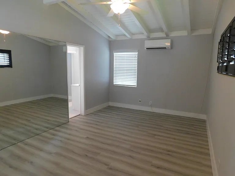 1721 SW 5th St — Photo 23