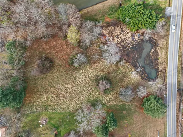 776 Pigeon Ridge Rd, Crossville, TN 38555