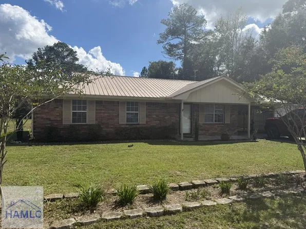 408 Pine St, Screven, GA 31560