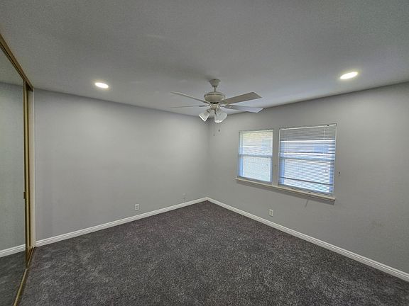 4th image of 3634 Kalsman Dr Unit 4