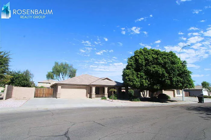 940 S Lafayette Dr — Photo 10