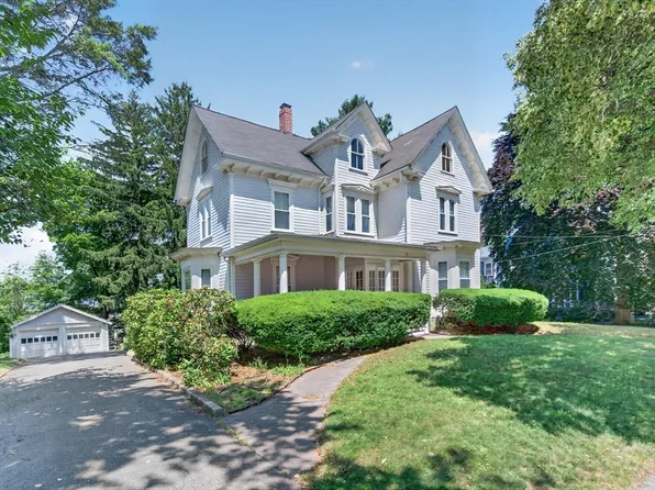 81 Child St, Hyde Park, MA 02136