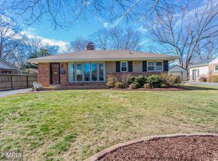 8002 New Market Rd, Alexandria, VA 22308