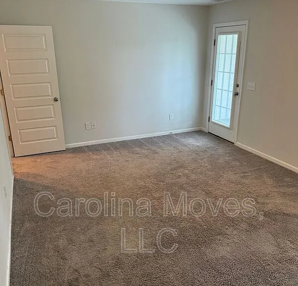 5 Alkanet Way — Photo 23