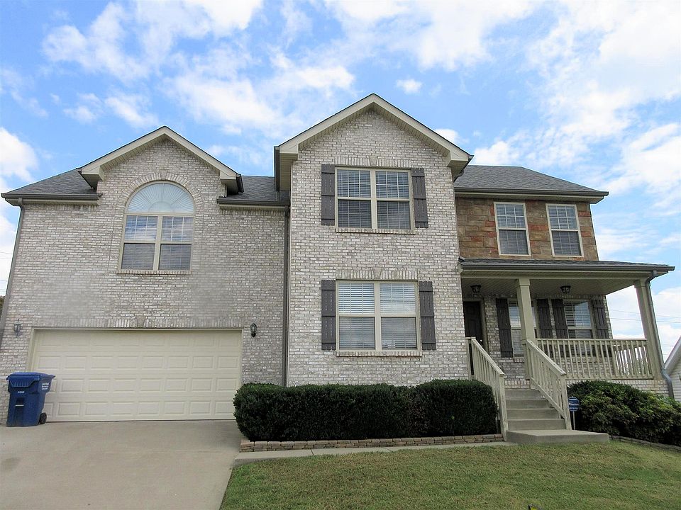 1st image of 405 River Heights Dr