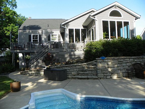 2nd image of 1121 Morin Ave Lot 12
