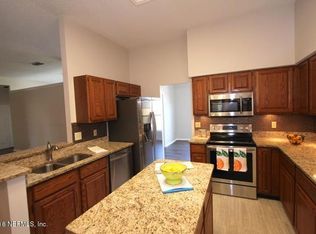 8420 Country Bend Cir E, Jacksonville, FL 32244