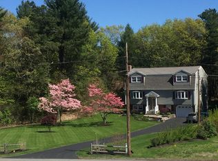 41 Burnham Rd, Billerica, MA 01821