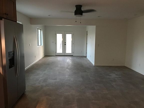 5th image of 38440 N 72nd St