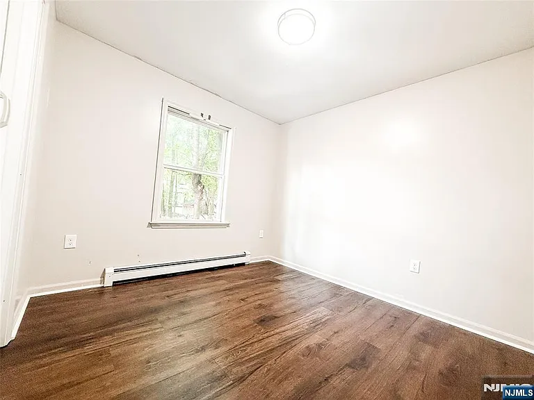 9 N 3rd St #7 — Photo 10