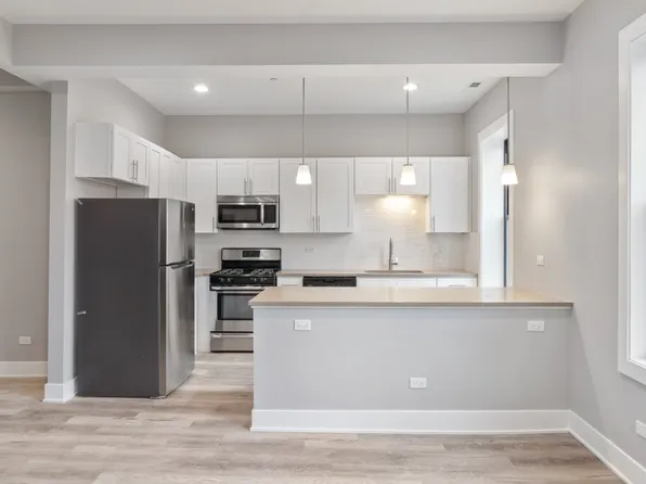 859 N Hoyne Ave #3A, Chicago, IL 60622