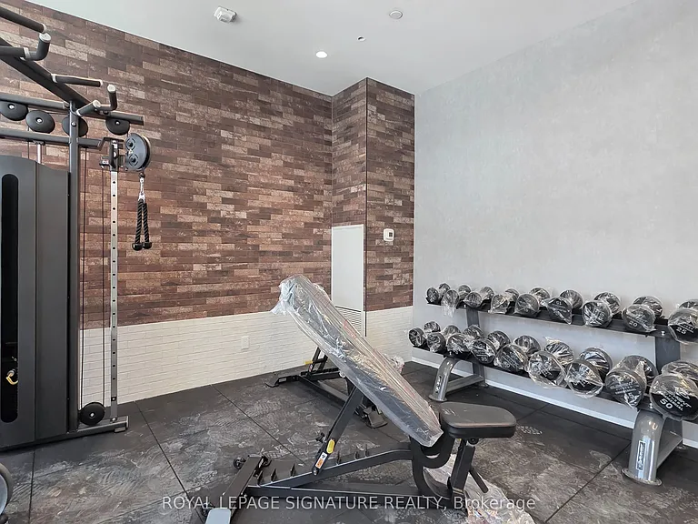 5 Lakeview Ave #203 — Photo 30