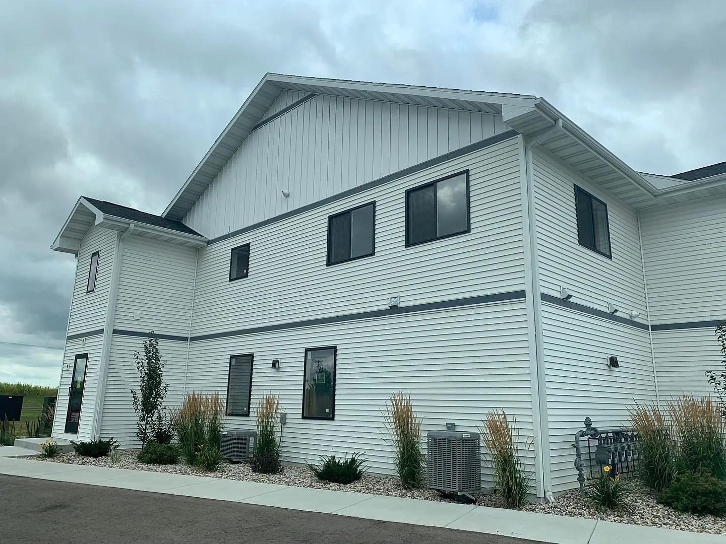 Homestead Apartments. — Photo 1