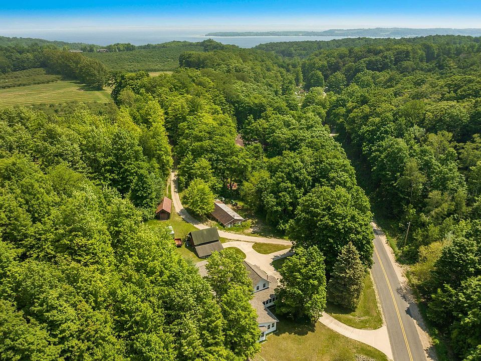 1740 N Setterbo Rd, Suttons Bay, MI 49682 | Zillow