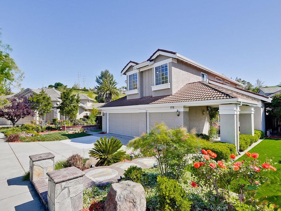 1st image of 44232 Lupine Pl