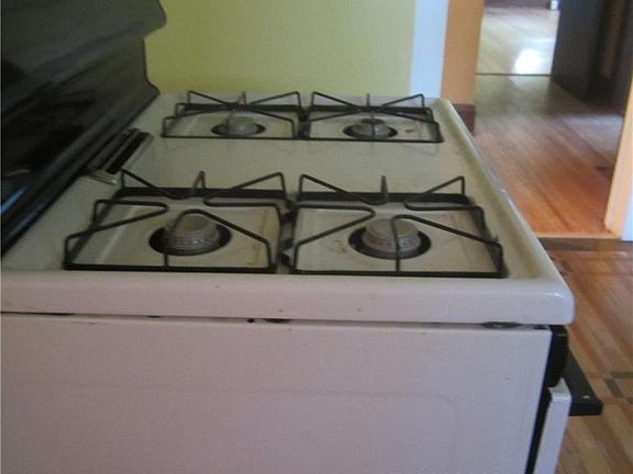 5th image of 346 Mulberry St