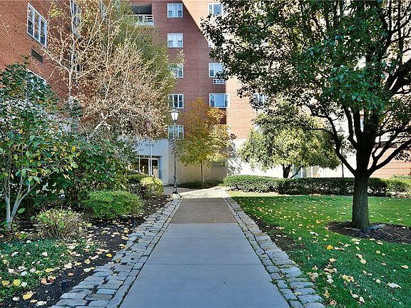 4th image of 4625 5th Ave APT 201