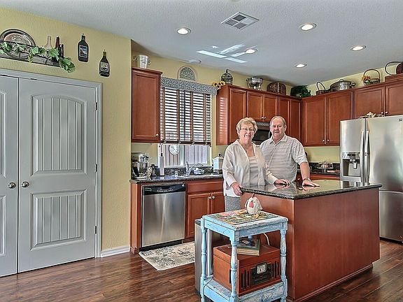 2nd image of 3901 Osprey Dr
