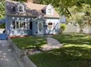 198 Wheelock Ave, Millbury, MA 01527