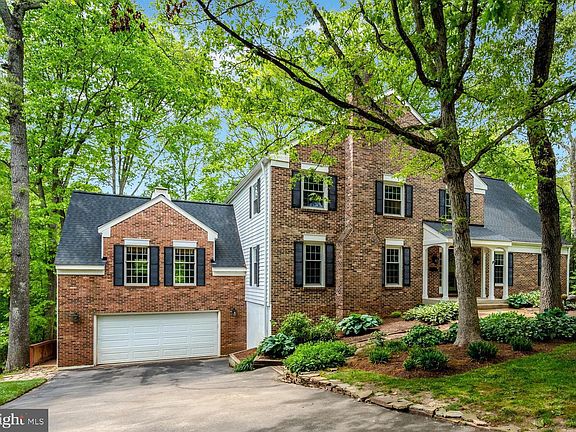 2nd image of 5316 Black Oak Dr