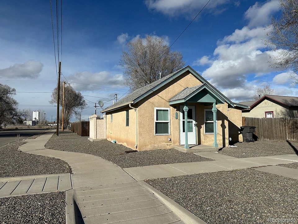 1st image of 131 10th Street