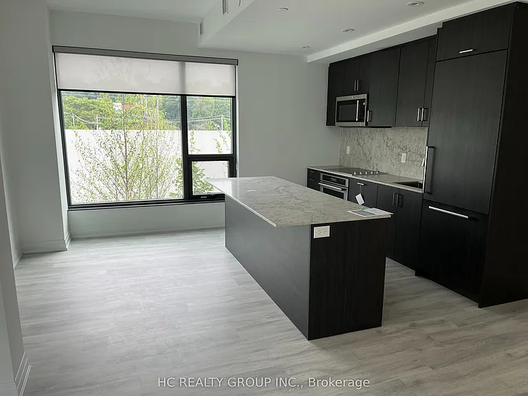 280 Howland Ave W #318 — Photo 9