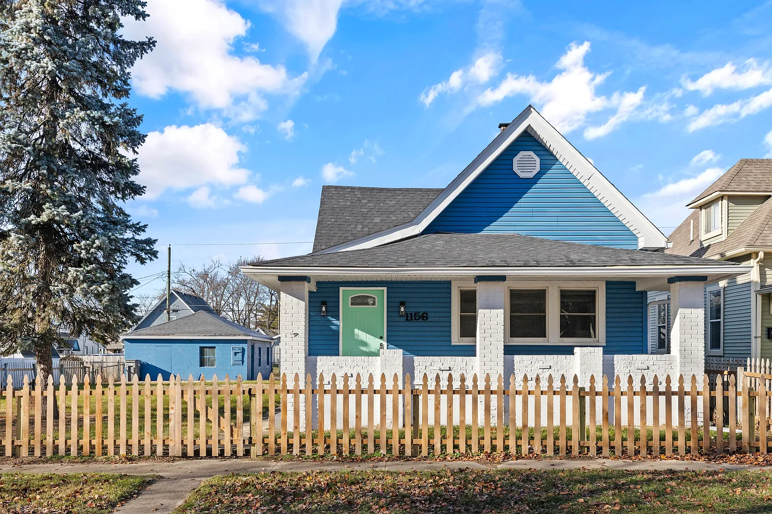 1156 Dawson St photo 1