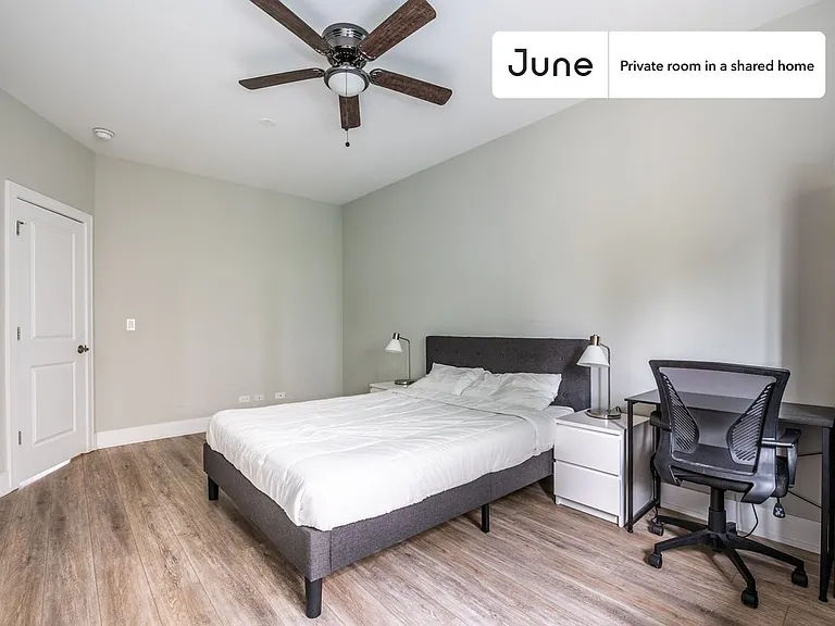 1119 S Loomis St #A — Photo 3