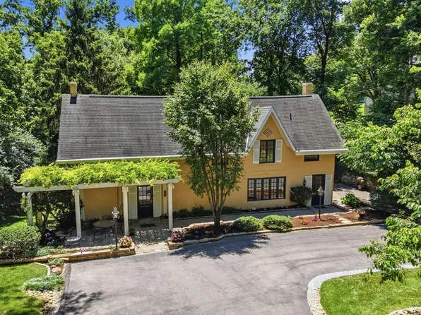 407 Lafayette Ave, Cincinnati, OH 45220
