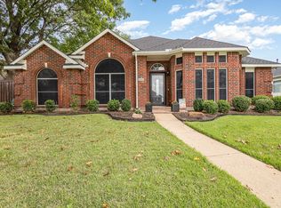 8301 Greenspoint Dr, Rowlett, TX 75088