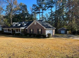 145 Nottingham Way, Ozark, AL 36360