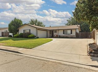 450 Johnson Ave, Oakdale, CA