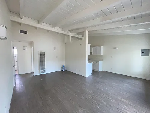 10239 Darby Ave #5 Photo 1
