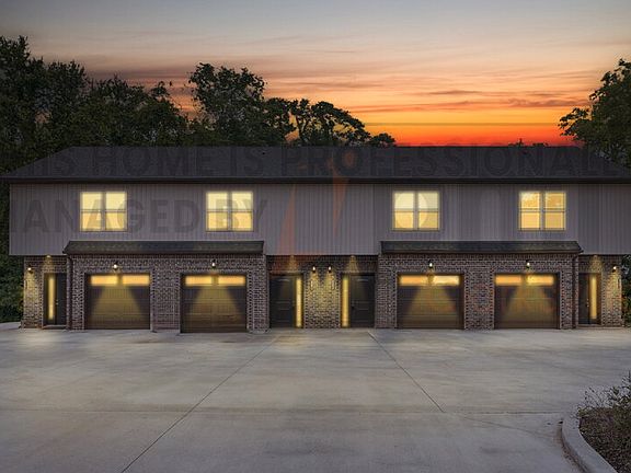 3rd image of 402 Shelby St #D