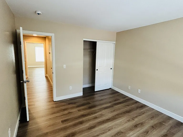 9321 Dorrell Ln — Photo 18