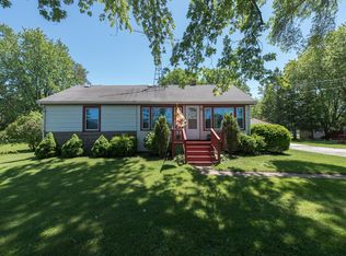 2027 104th St, Pleasant Prairie, WI 53158