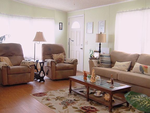 4th image of 8461 Florence Drive