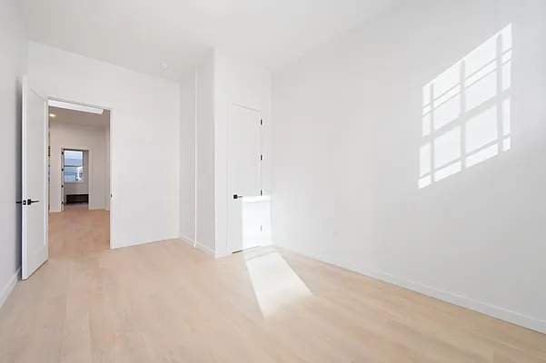 Rented by Ankor Management | media 11