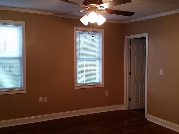 Living Room right side