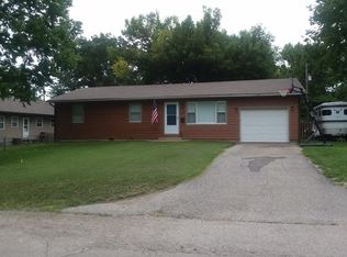 711 S Burke St, Fort Scott, KS 66701