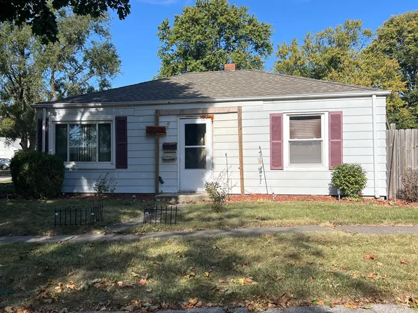 34 Gerald Rd, Rantoul, IL 61866