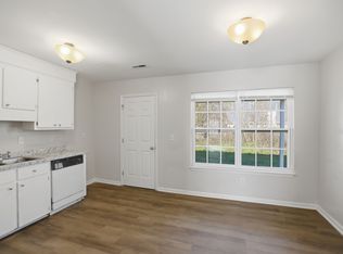4040 Cedars Pkwy APT C, North Charleston, SC 29420