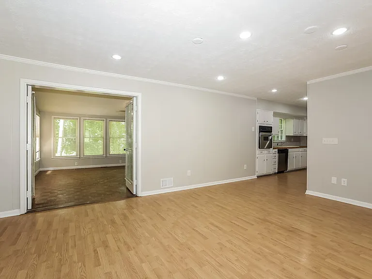 4447 Casco Way — Photo 5
