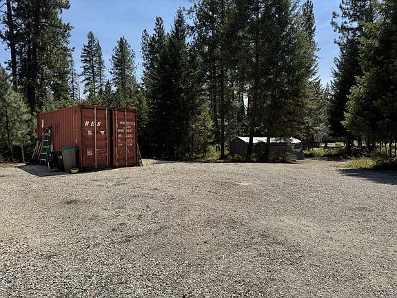 2nd image of 3301 Viewridge Ln