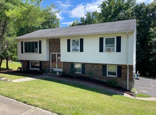 161 Cimarron Rd, Middletown, CT 06457