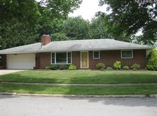 713 Newcastle Dr, Akron, OH 44313