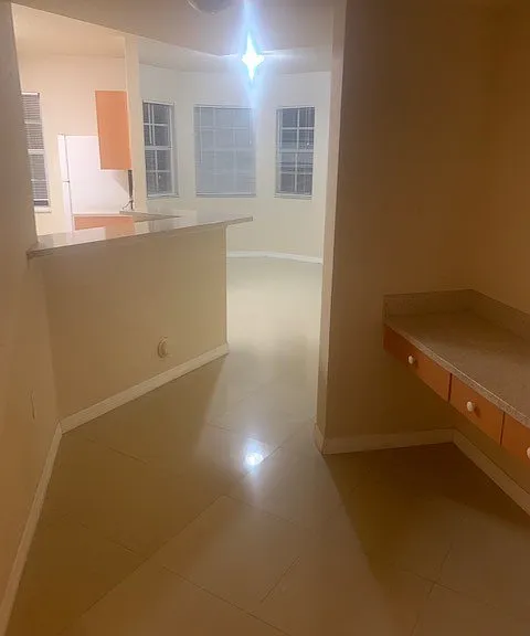 2307 Belmont Ln — Photo 24