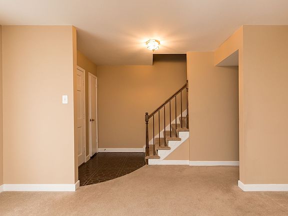 3rd image of 2216 Ashcreek Dr