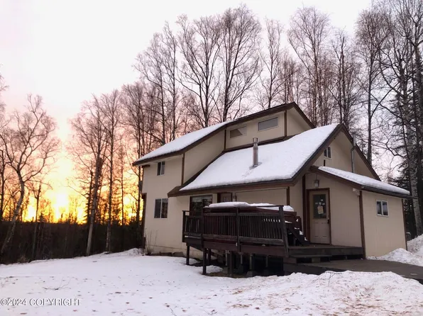 10040 W Skyview Dr, Wasilla, AK 99623